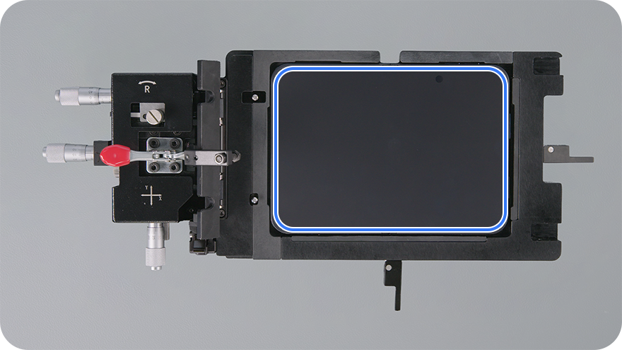 Apple’s iPhone Duo Cover-Layer Replacement Guide Reveals Its Precision Film Jig