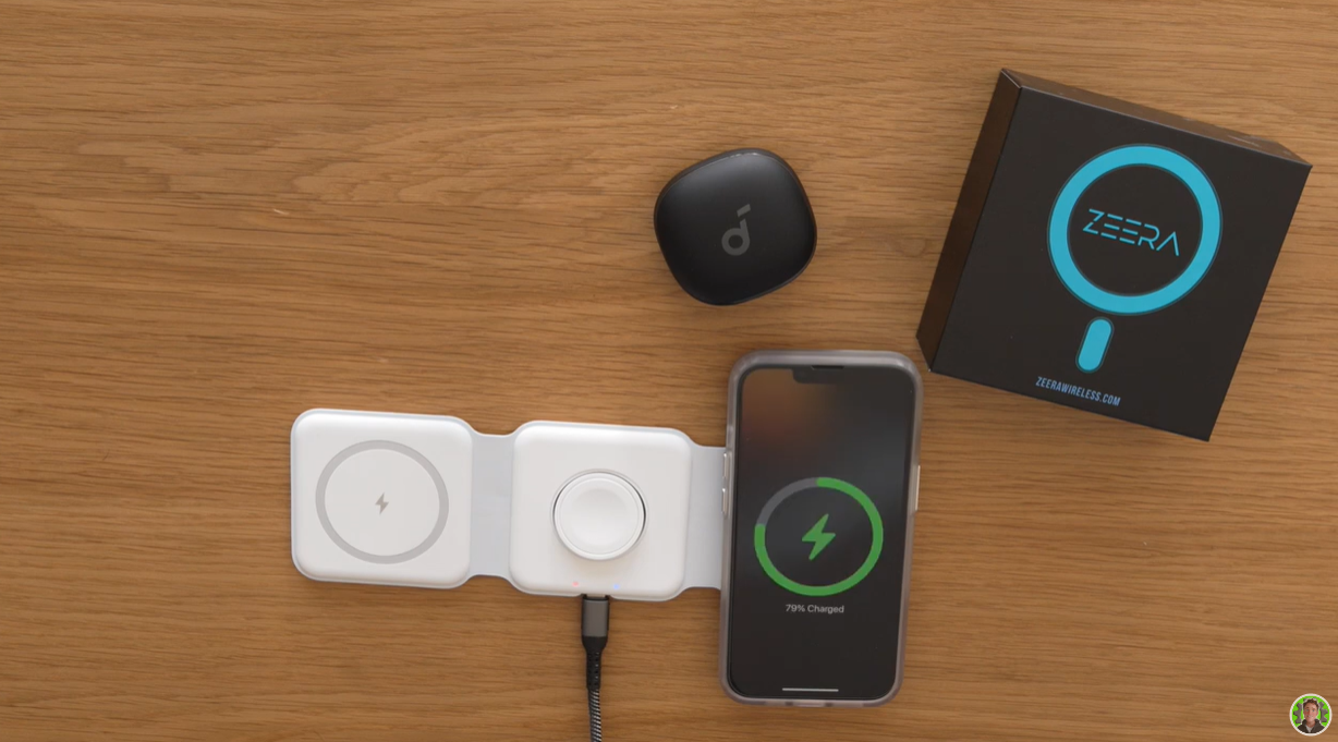 ZEERA MegFold: caricabatterie wireless MagSafe da viaggio pieghevole 3 in 1 per iPhone 15, Apple Watch e AirPods