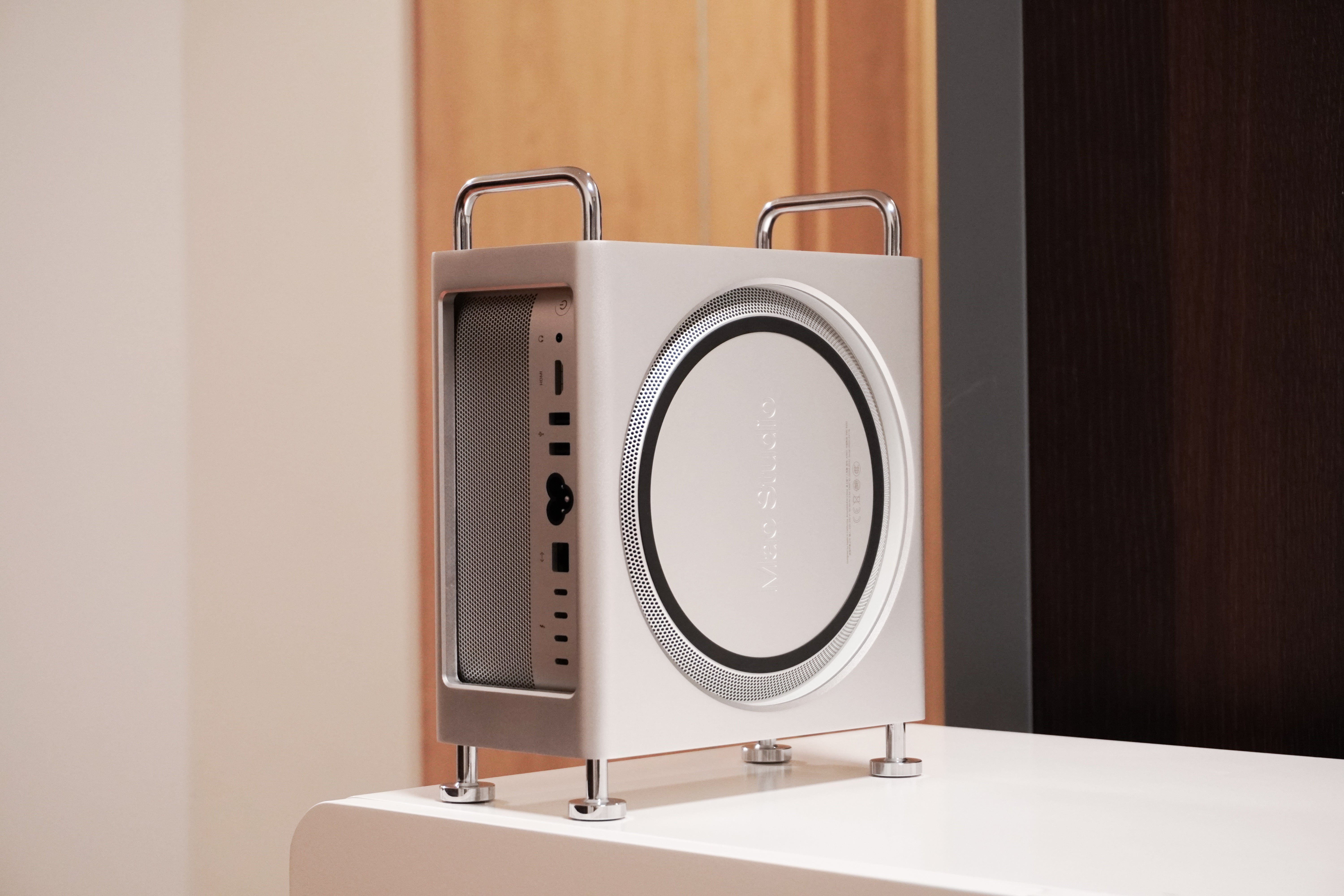 Mac Studio M4 Max vs Mac mini M4 Pro : lequel est le meilleur rapport