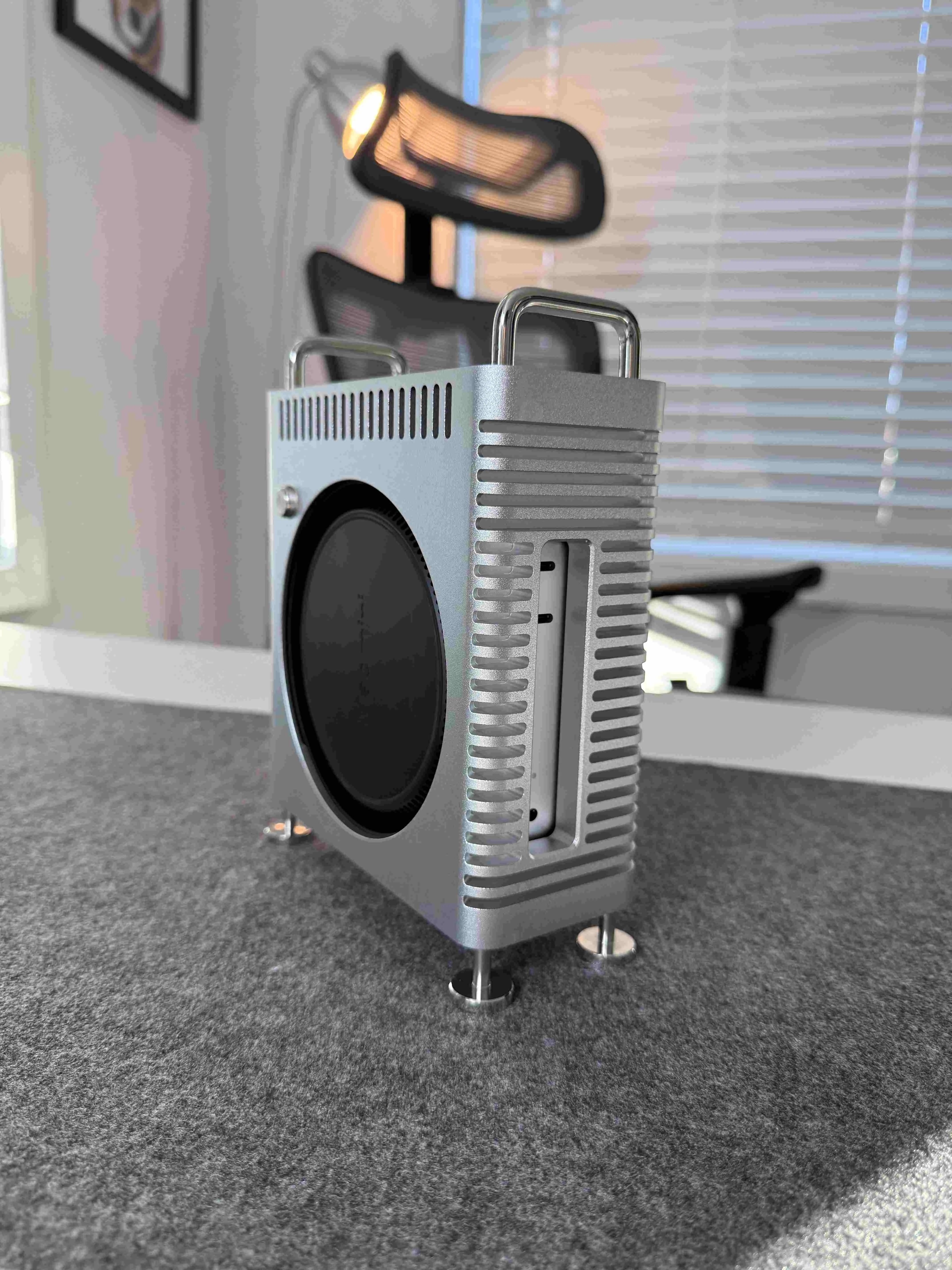 Recensione pratica di 9to5Mac: il miglior supporto in alluminio per Mac Mini M4/M4 Pro nel 2025
