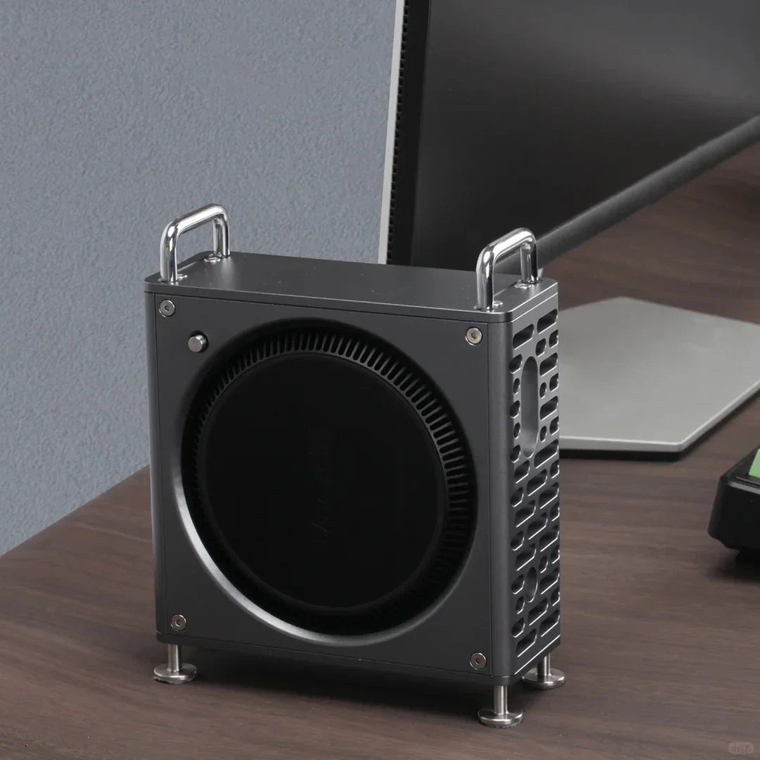 2024 Mac Mini M4 に最適な SD カード リーダーと外付け SSD ストレージを備えた USB-C/Thunderbolt ドックとハブ