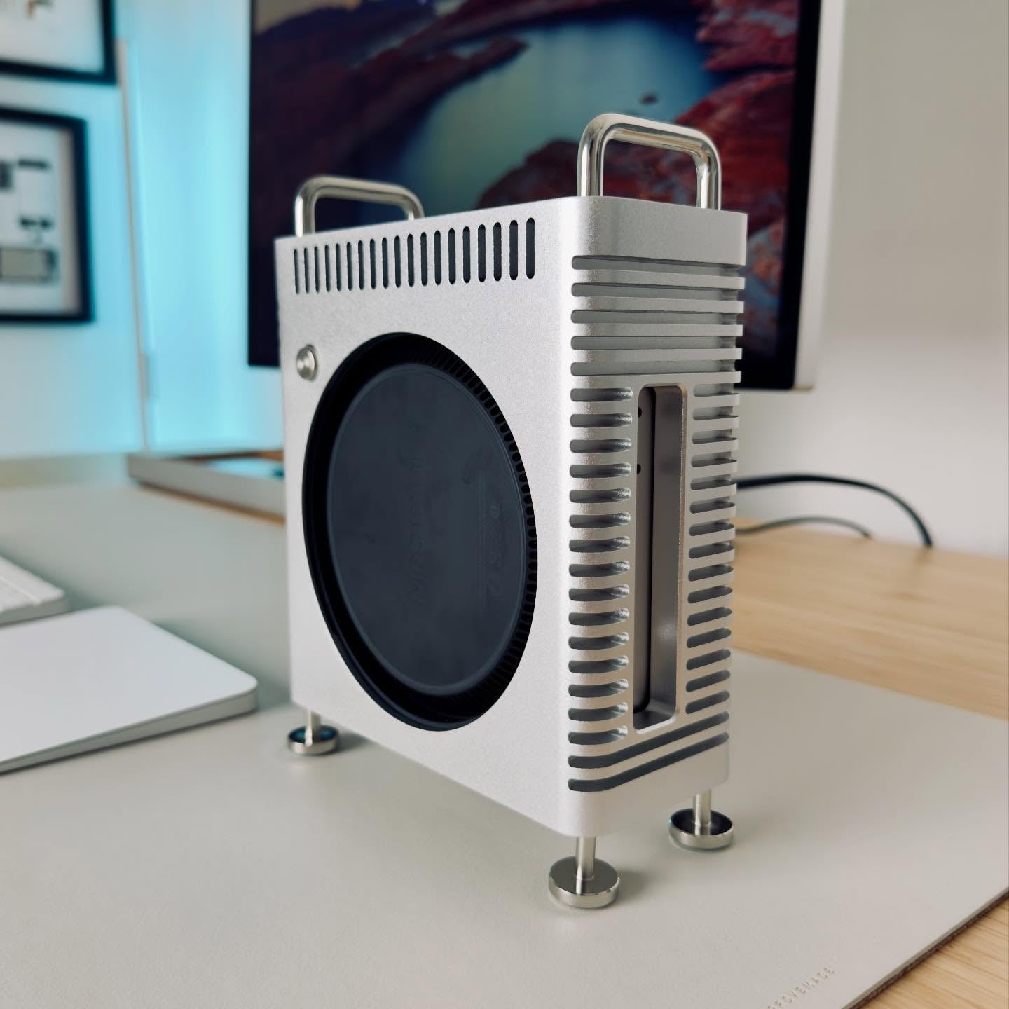 Best Aluminum Stand for Mac Mini M4, M5 Pro & M6 | 9to5Mac Hands