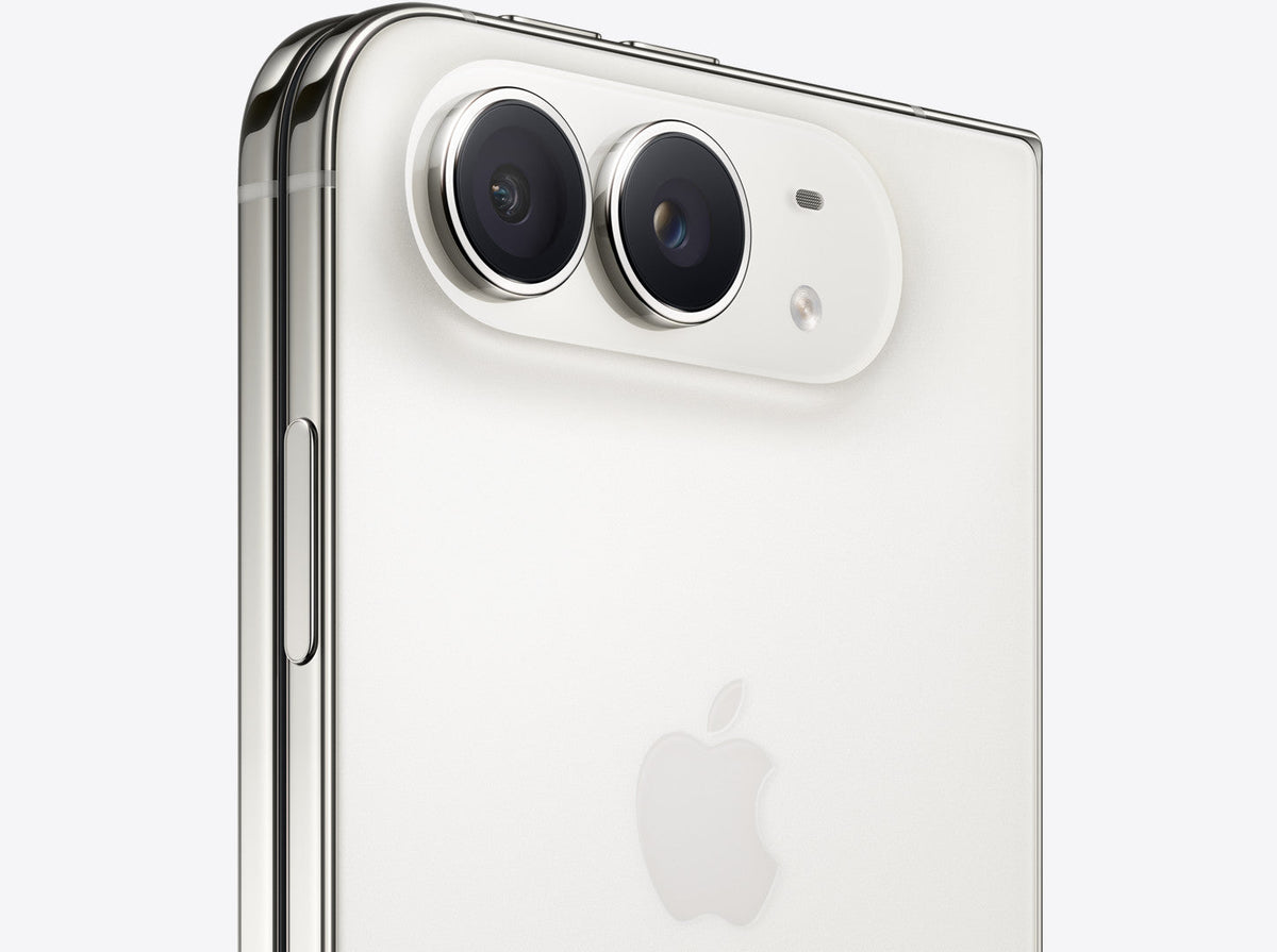 The iPhone Duo’s Biggest Flaw Is Hiding in Plain Sight: Its Inner-Screen Camera
