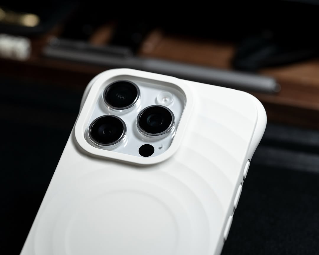 ZEERA MagRipple Pro: Ripple Design MagSafe Case for iPhone 17 Air, iPhone 17 Pro Max