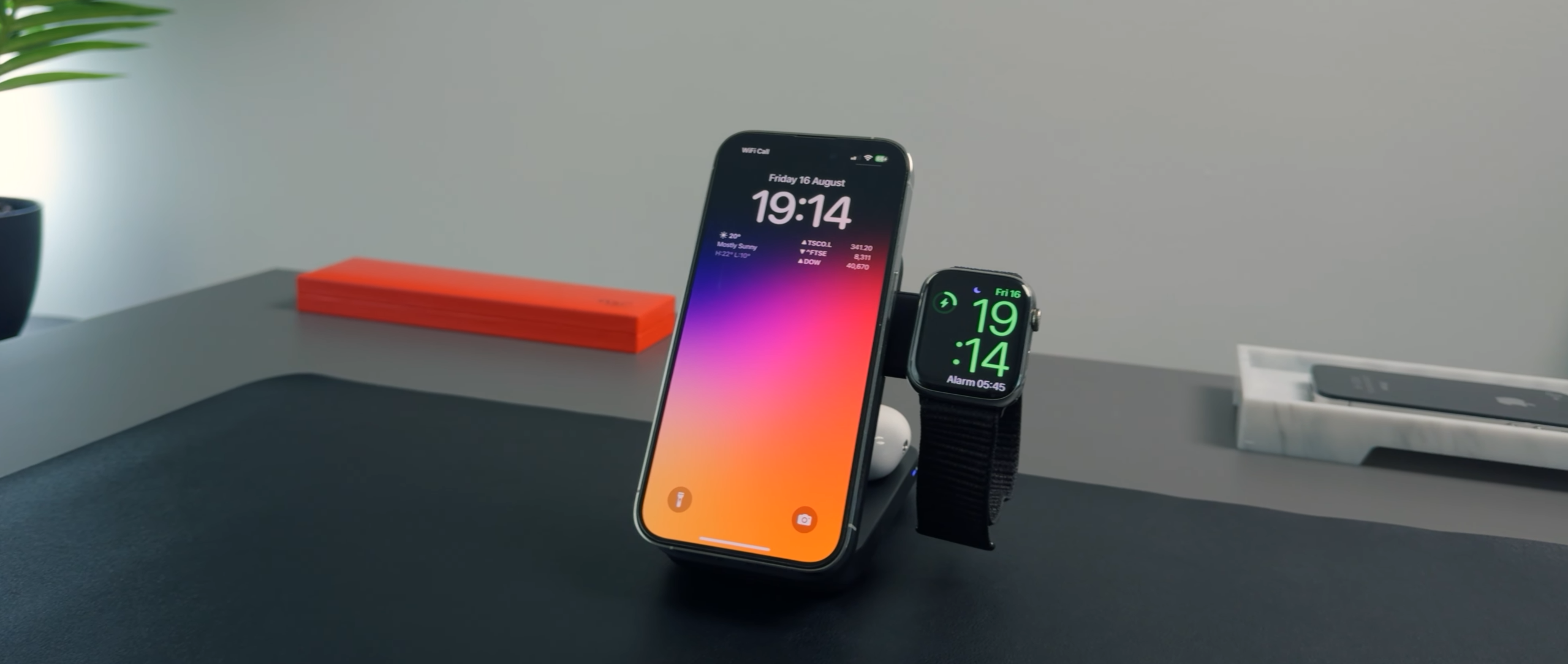 أفضل شاحن iPhone 16 Pro Max Qi2 MagSafe للسفر في عام 2024؟ - فيديو فك الصندوق