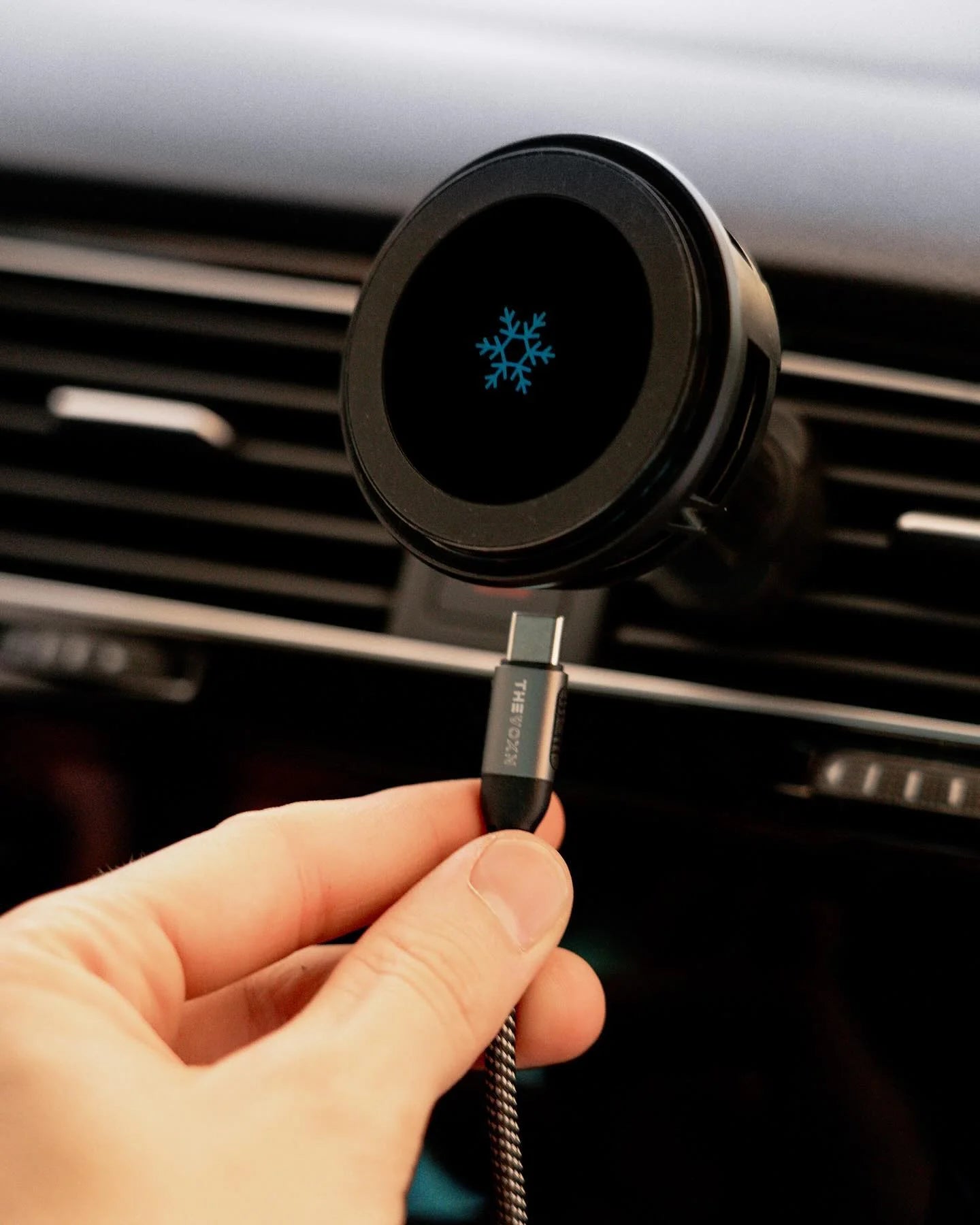 Pourquoi mon support de voiture se charge-t-il lentement et surchauffe-t-il ? Voici pourquoi et comment résoudre ce problème