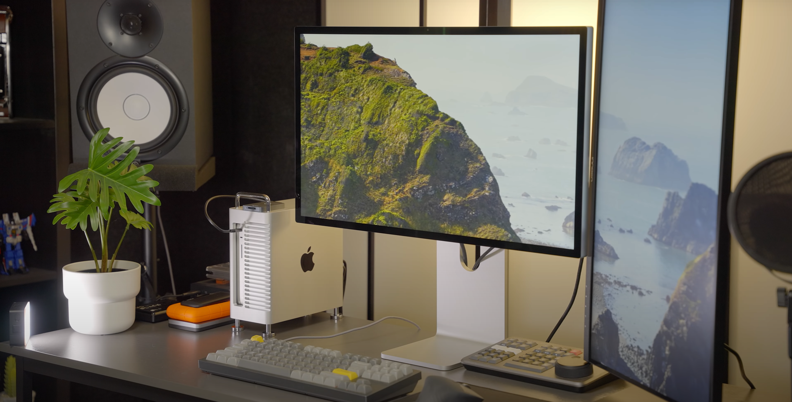 Guía de los mejores accesorios para Apple Mac Studio M4 Max/M3 Ultra (2026): Estuche de aluminio CNC ZEERA