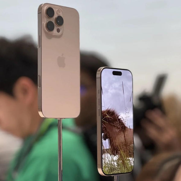 2024年にiPhone 16 Pro Desert Titanium Caseに最適なMagSafeクリア