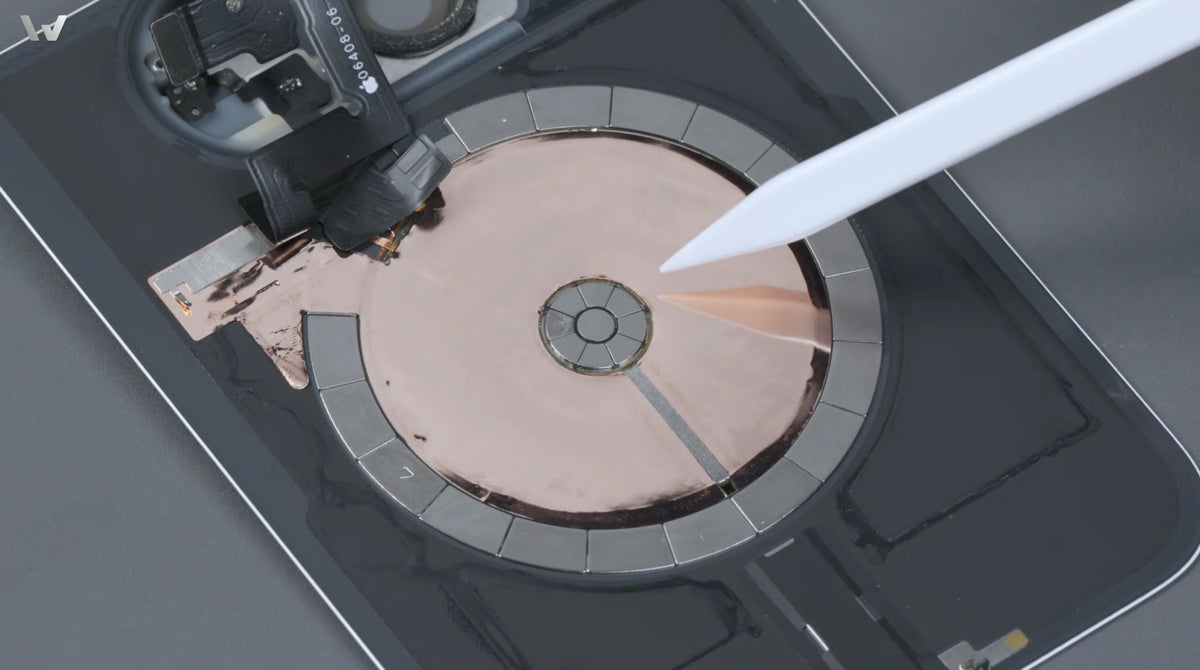  Why iPhone Duo’s MagSafe Ring Is Different: The Center Magnet Mystery