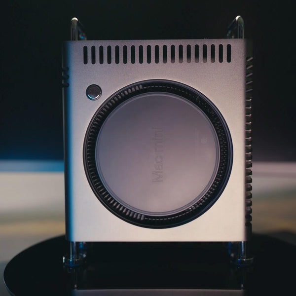 ZEERA MacForge Gen1 シルバー　m4 mac mini用ケース Mac Pro風デザインのM4搭載Mac mini用アルミケース『ZEERA