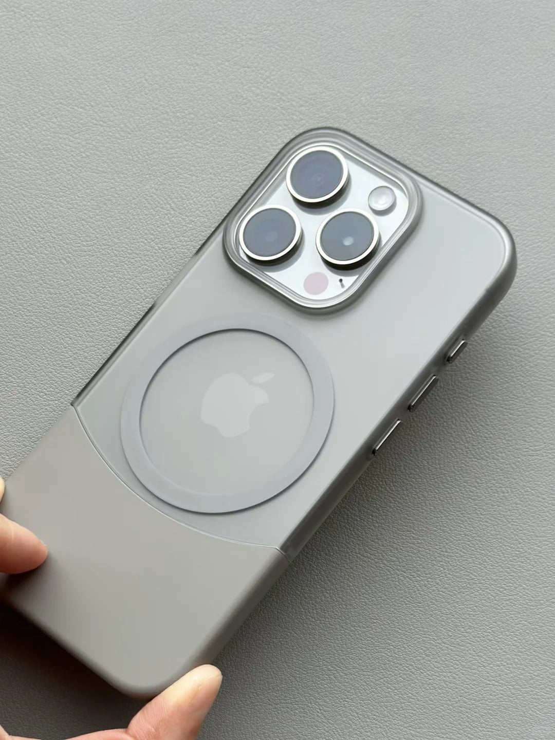 ZEERA MagSplit Pro: la migliore custodia MagSafe modulare bicolore unica con design trasparente